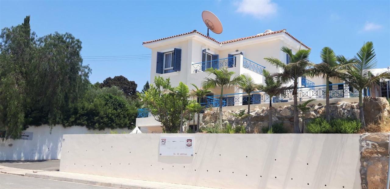 "Fun In The Sun" Villa Peyia Exterior photo