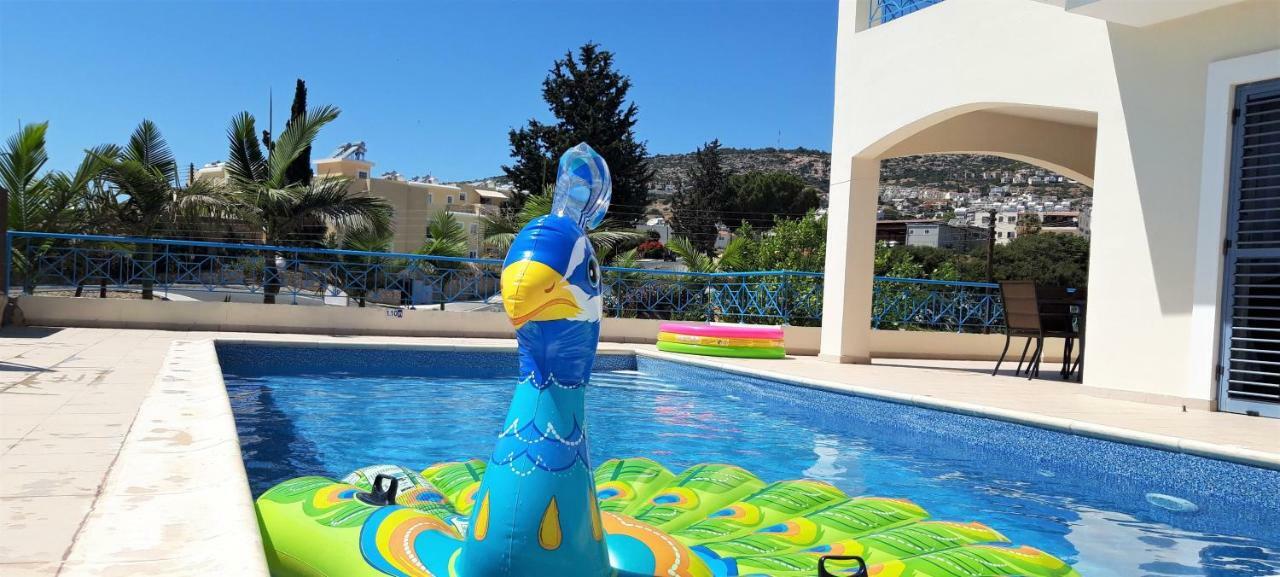 "Fun In The Sun" Villa Peyia Exterior photo