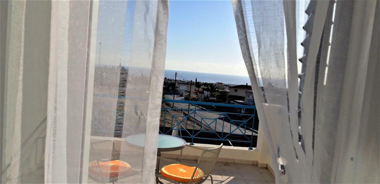 "Fun In The Sun" Villa Peyia Exterior photo